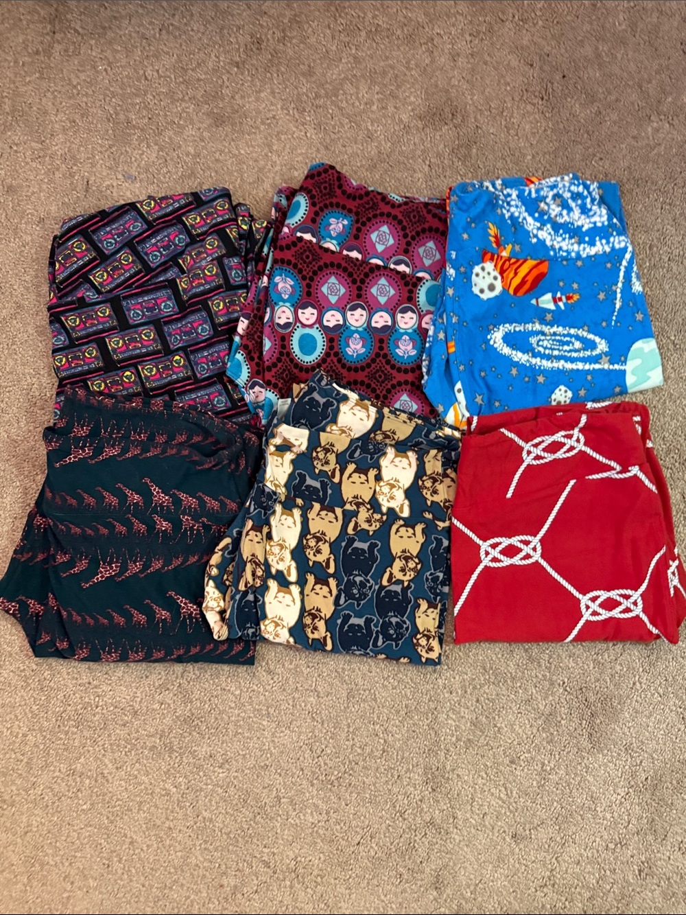 LuLaRoe Assorted Printed Leggings — Red, Blue, Black, Navy, Burgundy, Cream